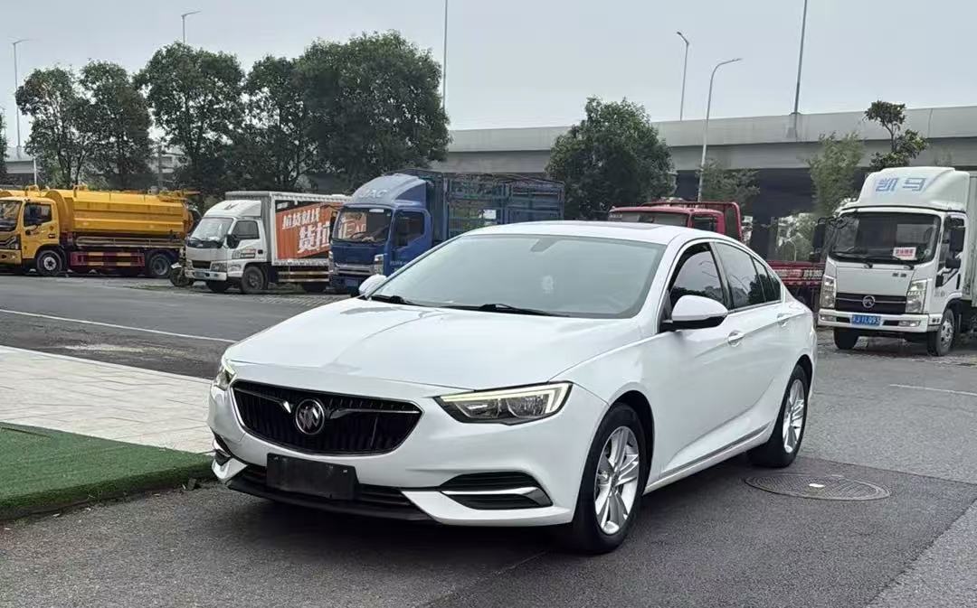 2020 别克君威 1.5T 精英版